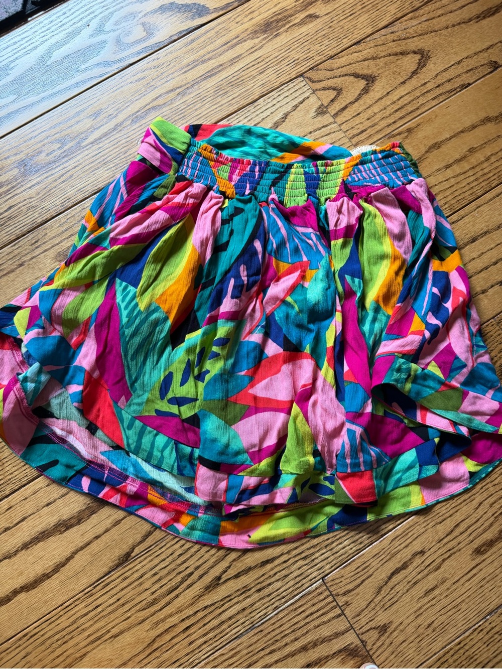 Trina Turk floral tropical print swim coverup skort - Picture 3 of 3